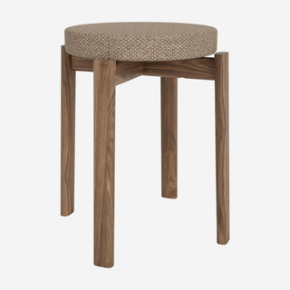 Passage Hocker - Hocker - Audo Copenhagen - Nuss - Logan Flint