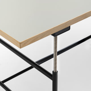 Eiermann E Tisch Elektrisch