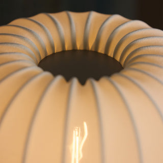 Tradition Tischlampe