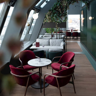 Neva Trimmed Loungesessel