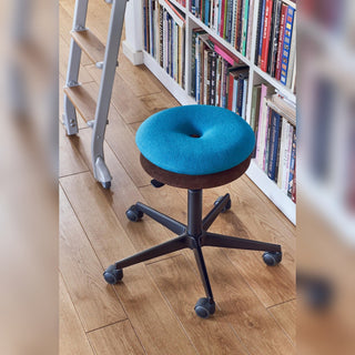 Mr. Round Drehhocker gepolstert - Hocker - Richard Lampert - Blau/Braun -